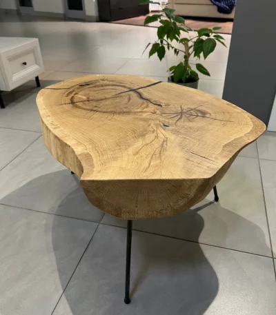 Журнальный столик из массива дуба ВРК747