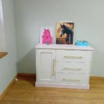 Комод из массива сосны, Белый с розовым ВРК753