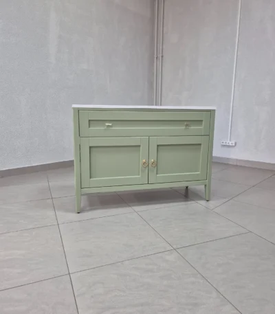 Зеленая тумба под умывальник из массива сосны ВРК 781